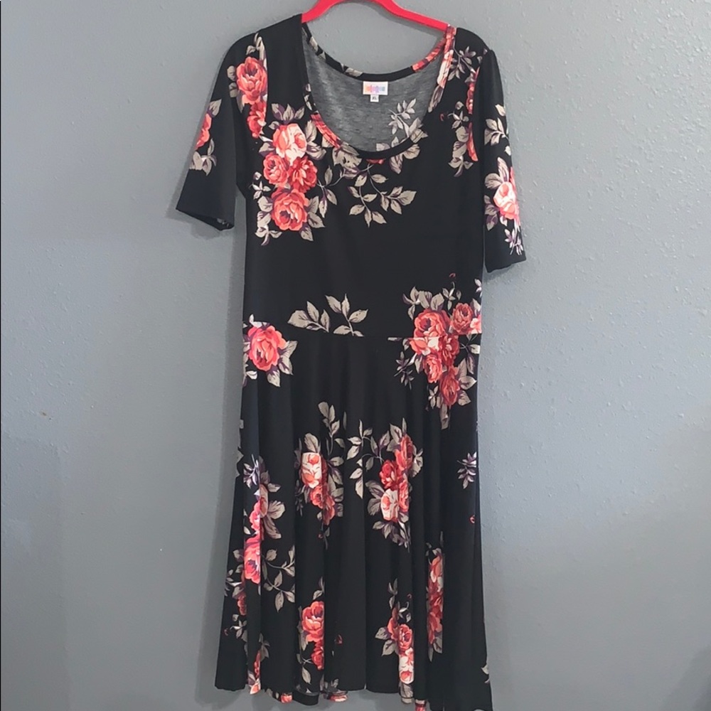 Vintage unicorn, black floral Nicole